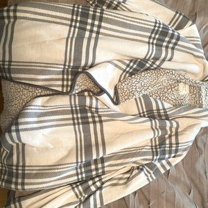 Harper Heritage cozy cardigan